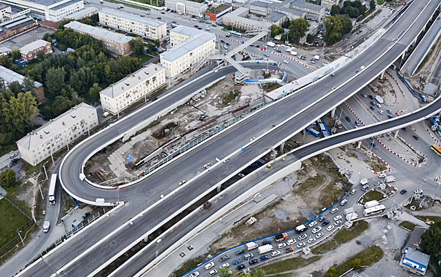Два съезда с четвёртого моста в Новосибирске откроют в сентябре