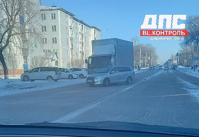 В Благовещенске на перекрёстке при столкновении двух иномарок пострадал 34-летний мужчина