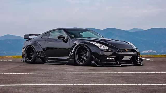 Liberty Walk представил Nissan GT-R Final Edition: первый экземпляр уже продан