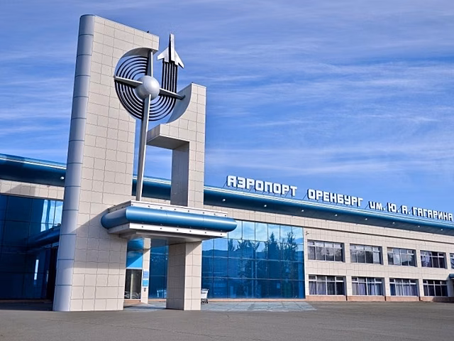 На оренбургской границе продолжают досматривать приезжих