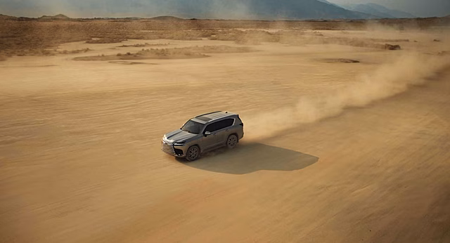 Модель Lexus LX получит внедорожную версию Offroad Trim для Японии
