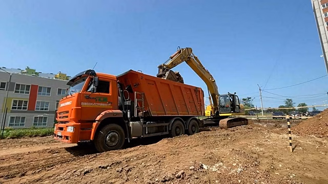 В Кирове началось строительство дороги к садику на Энтузиастов