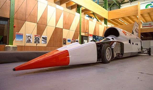 Сверхзвуковой автомобиль Bloodhound LSR нацелился на новый рекорд в 2020 году