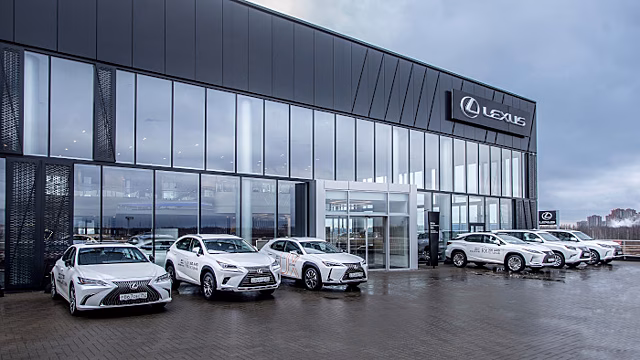 У дилеров Lexus закончились запчасти