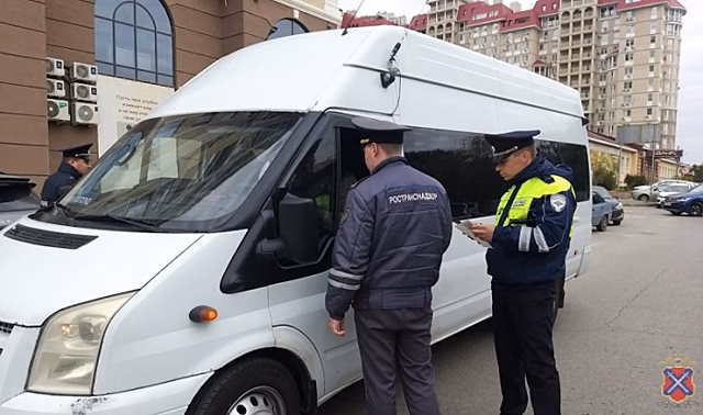 В Волгограде из-за нарушений ПДД водителями автобусов 1 человек погиб и 51 ранен