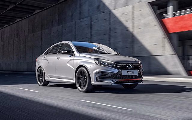 Стартовали продажи самой дорогой LADA Vestа – седана Sportline по цене от 2,18 млн рублей
