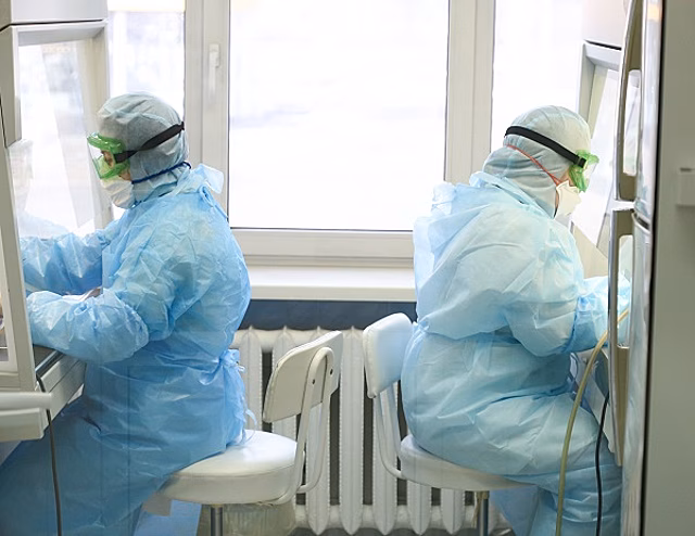 Дезинфекция в такси и отмена спектаклей: сводка коронавируса в Ижевске 26 марта