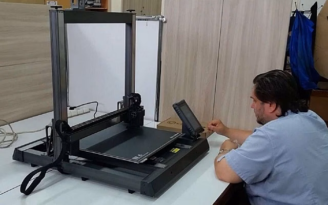 Холдинг закупил два 3D-принтера для печати запчастей с высокой точностью