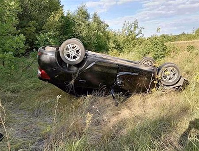 Водитель Renault съехал в кювет и погиб в Самарской области