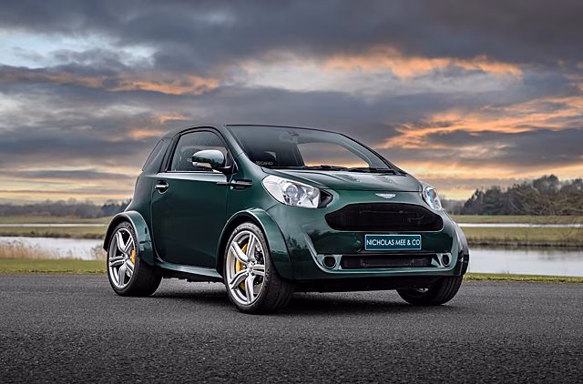 Уникальный Aston Martin Cygnet выставили на продажу