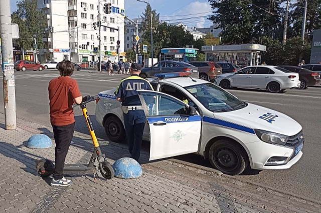 В Волгограде начали изымать прокатные электросамокаты