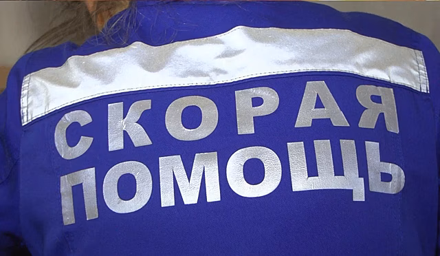 Петербурженка за рулем кроссовера устроила ДТП с мотоциклистом