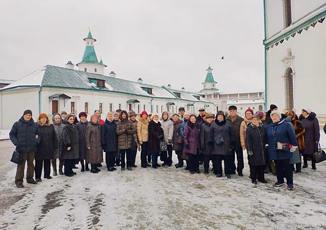 Жители Рязанского посетили Ново-Иерусалимский монастырь в Истре