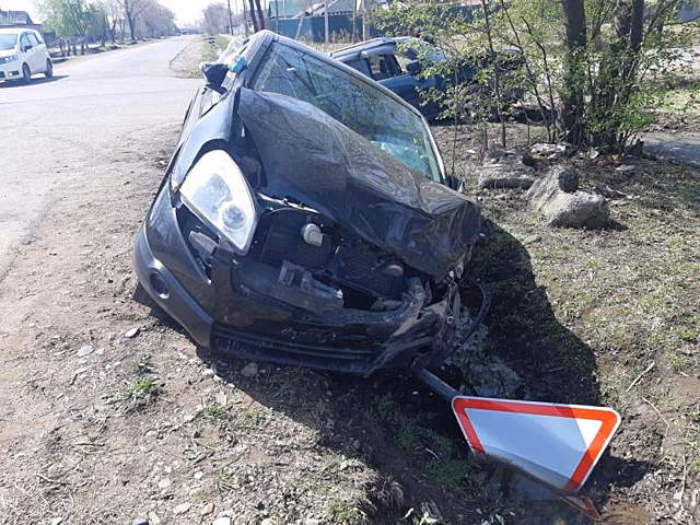 В страшной аварии в Приморье пострадали дети