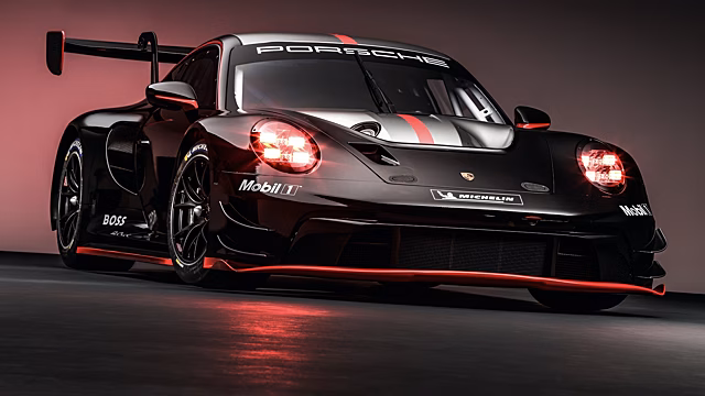 Новый Porsche 911 получил гоночную версию GT3 R