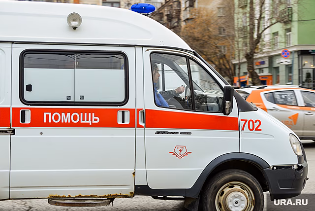 На пермской трассе произошло смертельное ДТП с участием грузовика и скорой