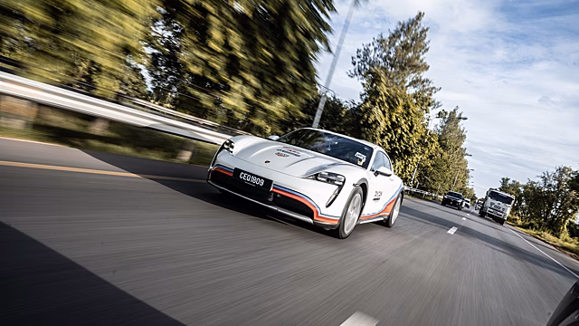 Porsche устроила рекордное путешествие из Таиланда в Сингапур на электромобиле