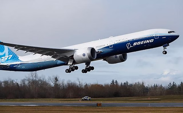 Компания Boeing обязала своих сотрудников вакцинироваться от COVID-19 к 8 декабря