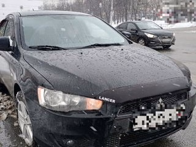 В Уфе 15-летняя девочка попала под колеса иномарки