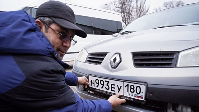 Практику изъятия номеров у шумных автомобилей назвали законной