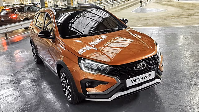АвтоВАЗ планирует возобновить выпуск обновленной LADA Vesta в начале 2023 года