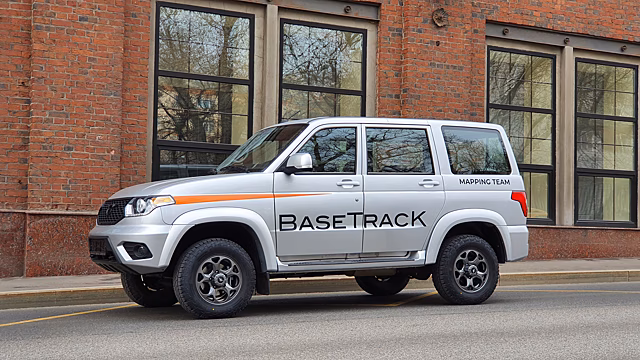 «Вычеркнуть человека из уравнения сложно»: основатель BaseTracK о полубеспилотных технологиях и российских дорогах