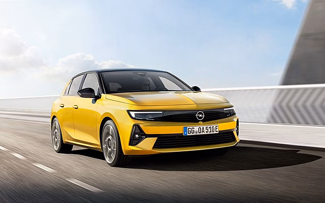 Новая платформа, гибрид и крутой дизайн: представлен Opel Astra шестого поколения