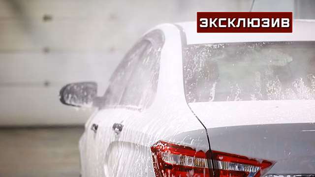 Автоэксперт Попов посоветовал намазать машину воском перед холодами
