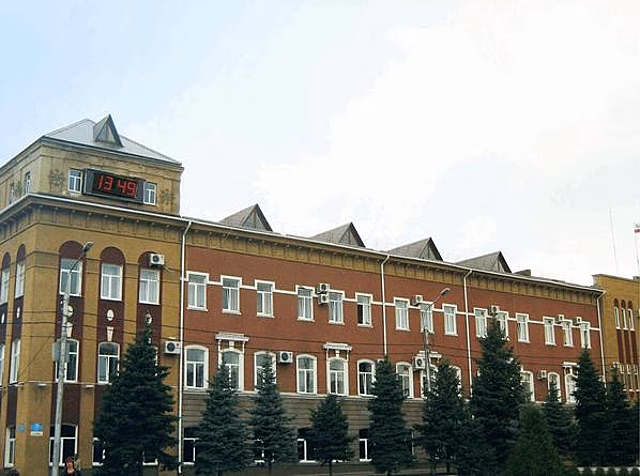 Дмитрий Тепин освободил от должности чиновника Энгельсской администрации, отвечающего за капстроительство