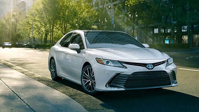 Представлена новая Toyota Camry