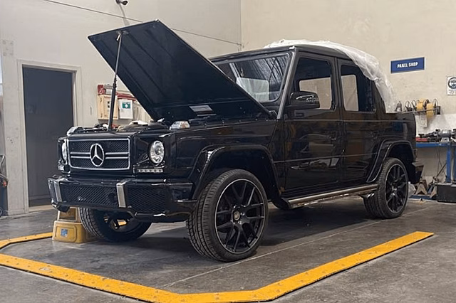 В Австралии продают пикап Mercedes-Benz G-класса с LS1 V8 под капотом