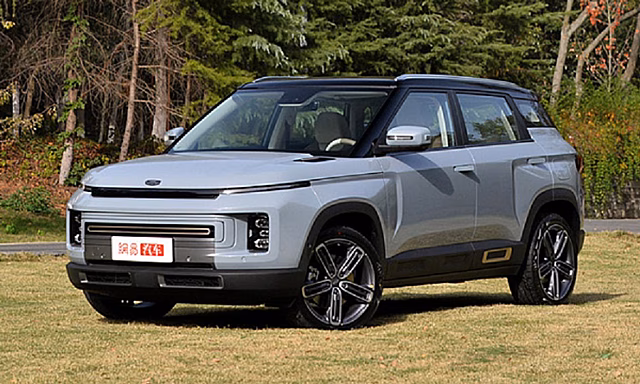 Бренд Geely выпустил оригинальный кросс Icon