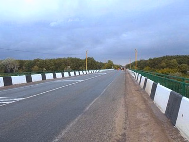 Под Саратовом на автотрассе Р-22 «Каспий» ограничат движение по мосту