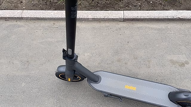 Глава Петрозаводска отменил служебный транспорт для своих заместителей