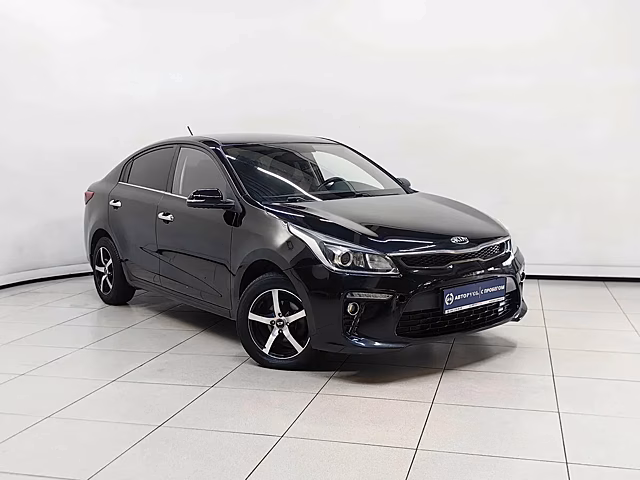 В России выставили на продажу новый Kia Rio 2017 года выпуска