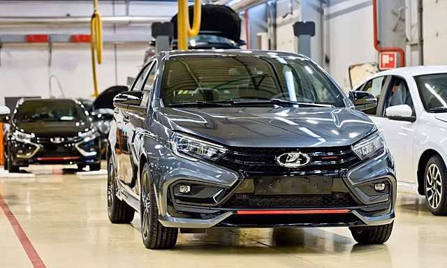 За мощную Lada Vesta будут просить 2,4 млн рублей