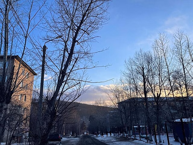Жители Соснового бора продолжают жаловаться на скользкие дороги