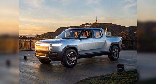 Выпуск Rivian R1T и R1S откладывается на полгода