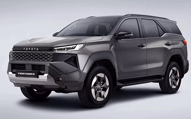 Toyota «прокачала» рамный внедорожник Fortuner и готовит к дебюту