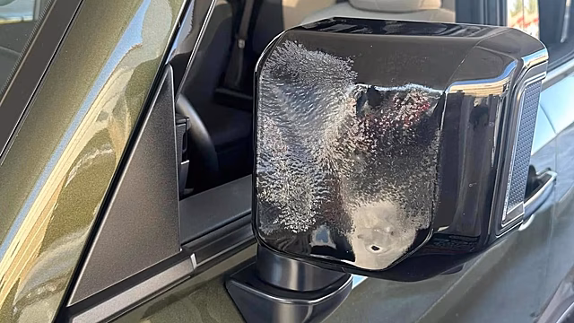 Владельцы новых Lexus GX пожаловались на качество внедорожников