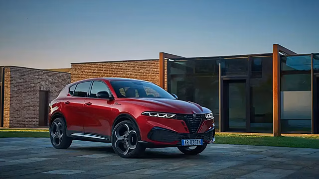 Alfa Romeo представила обновленные Tonale и Stelvio