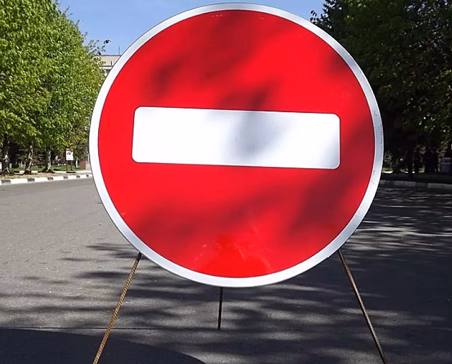 Еще на двух улицах Саратова ограничили проезд транспорта