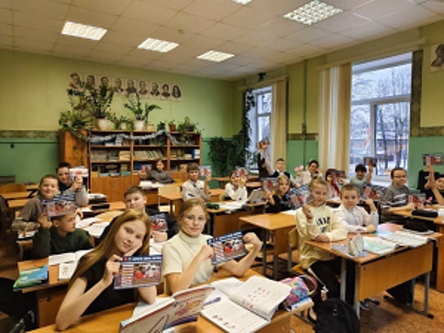 В Тверской области госавтоинспекторы напомнили школьникам о правилах безопасности в зимний период