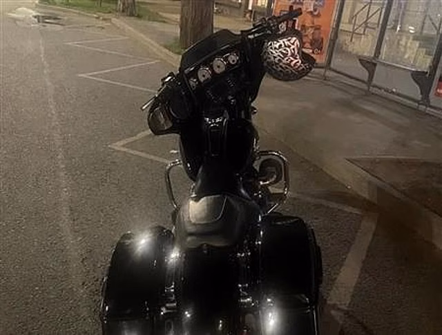 В Самаре столкнулись Harley-Davidson и электросамокат