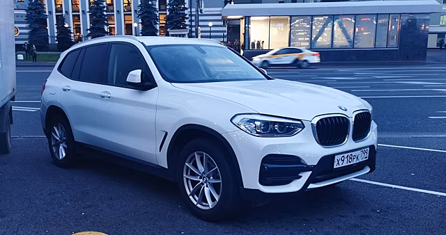 Компании BMW предъявлен иск на 5 млн долларов из-за протекающих подстаканников в BMW X7