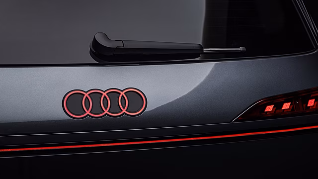 Audi вывела компактный электрический хэтч на испытания
