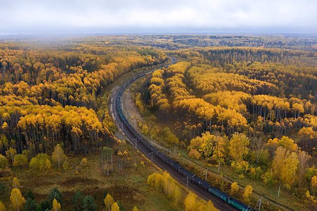 Красноярская железная дорога обратилась к участникам рынка углеперевозок с призывом увеличить отгрузку твердого топлива в адрес предприятий ЖКХ и теплоэнергетики