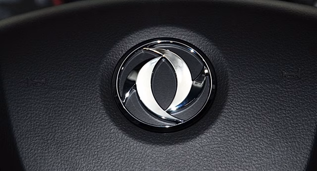 Dongfeng готовит электричку 007 EV с ламбо-дверьми и мощностью 536 л.с.