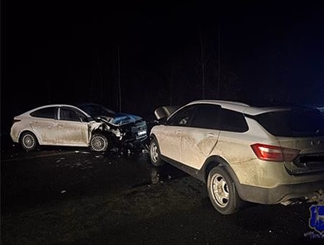 В ДТП на "встречке" в Ставропольском районе пострадали три человека