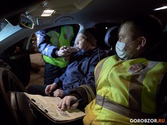 «Подставился товарищ»: репортаж с рейда ГИБДД по нетрезвым водителям